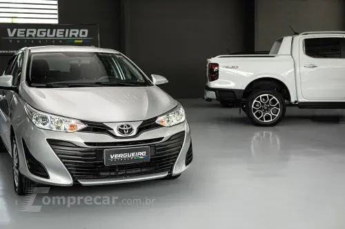 YARIS 1.5 16V Sedan XL live Multidrive