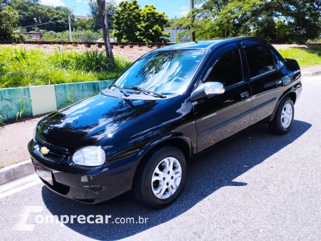 CHEVROLET CORSA 1.0 MPFI Classic Sedan 8V 4 portas