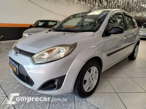 FORD FIESTA HATCH - 1.0 ROCAM SE PLUS HATCH 8V 4P MANUAL 4 portas