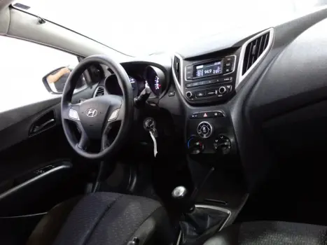 HB20 - 1.0 UNIQUE 12V 4P MANUAL