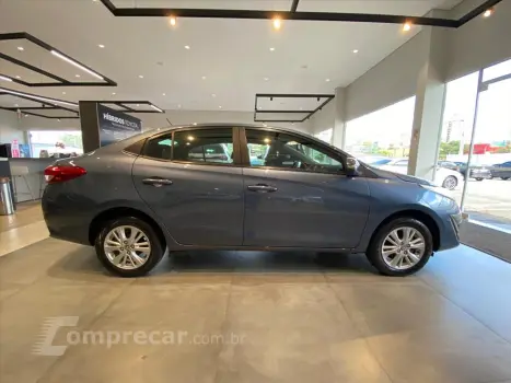 YARIS 1.5 16V FLEX SEDAN XL MANUAL