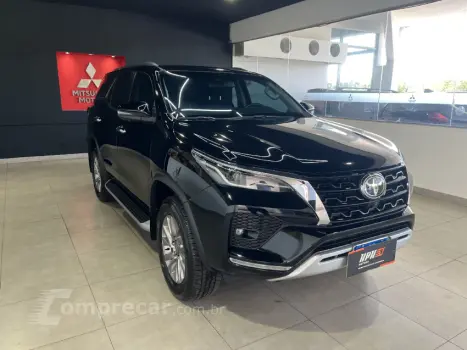 HILUX SW4 2.8 SRX 4X4 7 Lugares 16V Turbo Intercooler