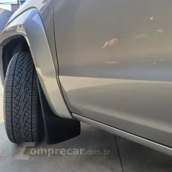 AMAROK Trendline CD 2.0 TDI 4X4 Dies Aut