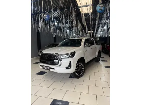 Toyota HILUX 2.8 D-4D TURBO DIESEL CD SRX 4X4 AUTOMÁTICO 4 portas