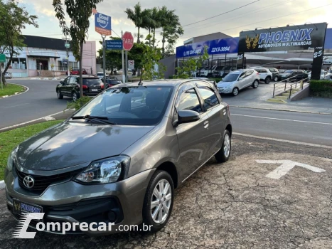 Toyota ETIOS 1.5 X Plus 16V 4 portas