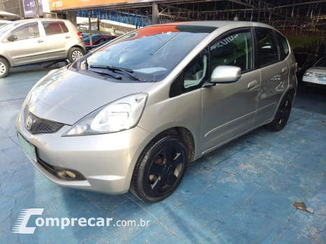 Honda Fit 4 portas