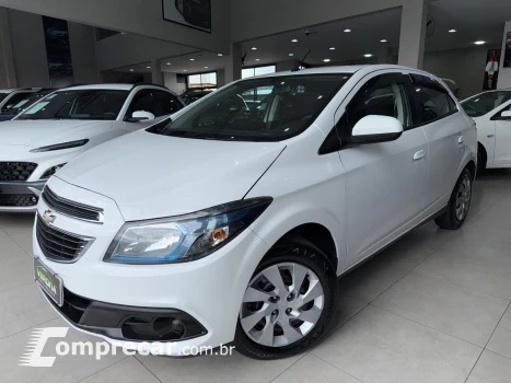 CHEVROLET Onix LT 1.4 4 portas