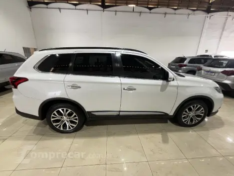 OUTLANDER 2.2 4X4 16V