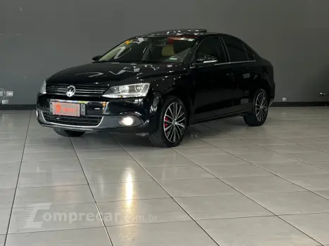 Volkswagen JETTA 2.0 COMFORTLINE FLEX 4P TIPTRONIC 5 portas