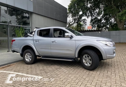 L200 TRITON 2.4 16V Turbo Sport HPE TOP CD 4X4