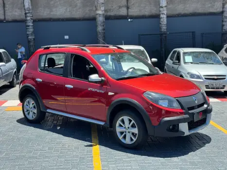 Renault SANDERO 1.6 Stepway 16V 4 portas