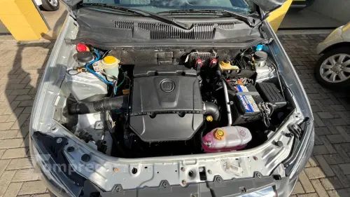 Strada 1.6 16V ADVENTURE CABINE ESTENDIDA