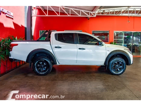 L200 TRITON 2.4 16V TURBO DIESEL OUTDOOR GLX CD 4X4 MANUAL