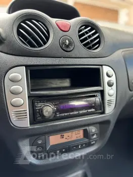 C3 1.4 I Exclusive 8V