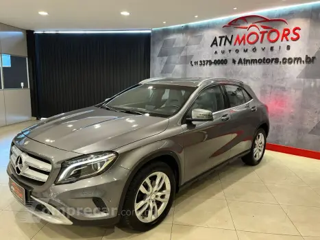 Mercedes-Benz GLA 200 1.6 16V 4P CGI ADVANCE TURBO AUTOMÁTICO 4 portas