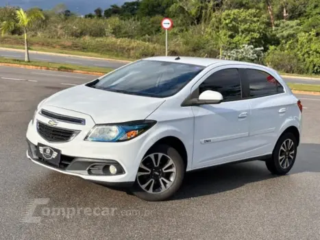 CHEVROLET ONIX 1.4 MPFI LTZ 8V FLEX 4P MANUAL 4 portas