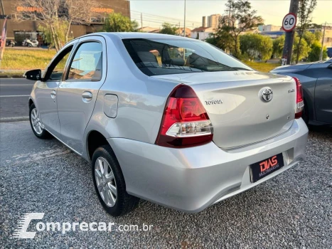 ETIOS 1.5 X Plus Sedan 16V