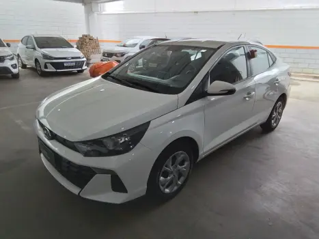 Hyundai HB20S 1.0 12V FLEX COMFORT PLUS MANUAL 4 portas