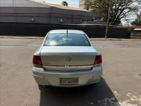 VECTRA 2.0 MPFI Elegance 8V