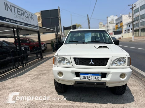 L200 2.5 GLS 4X4 CD 8V Turbo