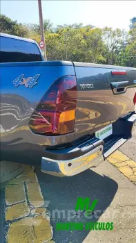 HILUX 2.8 D-4D TURBO DIESEL CD SR 4X4 AUTOMÁTICO