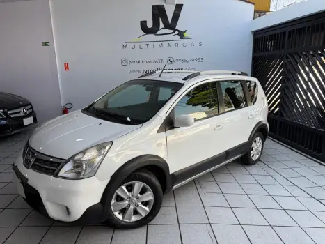 NISSAN LIVINA 1.8 SL X-gear 16V 4 portas