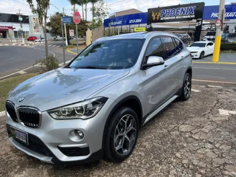 BMW X1 2.0 16V Turbo Sdrive20i X-line 4 portas