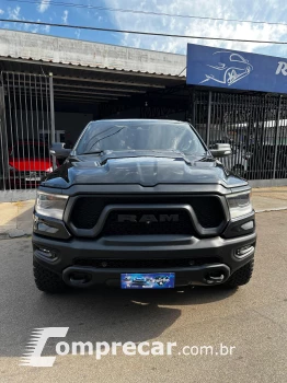 RAM 5.7 1500 Hemi 4X4 CD V8