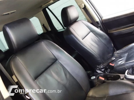 FREELANDER - 3.2 S 6 CILINDROS 24V 4P AUTOMÁTICO