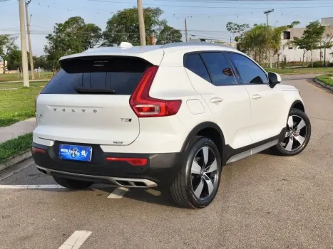 XC 40 2.0 T5 GASOLINA MOMENTUM AWD GEARTRONIC