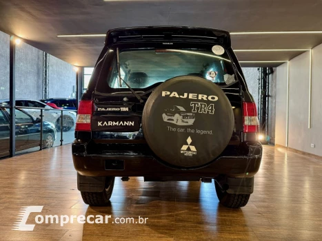 Pajero TR4 2.0/ 2.0 Flex 16V 4x4 Mec.