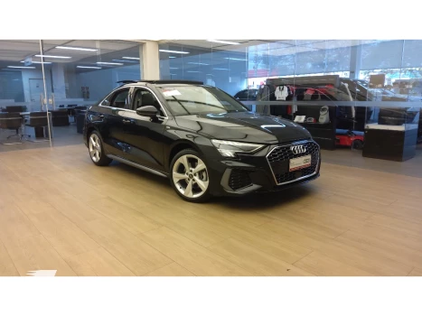 Audi A3 2.0 40 TFSI MHEV SEDAN S LINE S-TRONIC 4 portas