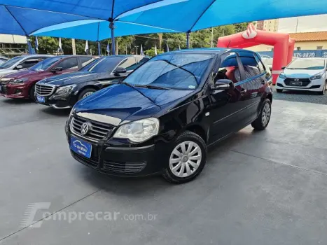 Volkswagen POLO - 1.6 MI 8V E- 4P MANUAL 4 portas