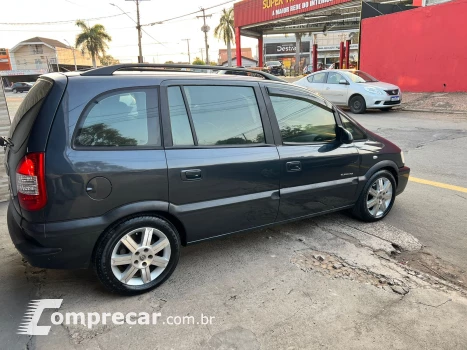 ZAFIRA 2.0 MPFI Elegance 8V