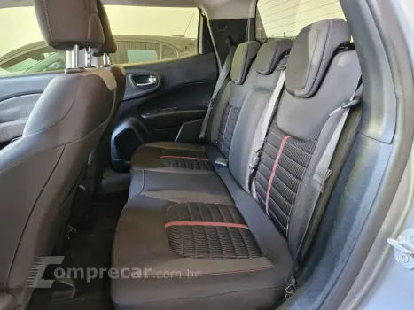 TORO 1.8 16V EVO FLEX FREEDOM AT6