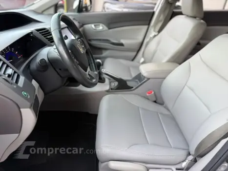 CIVIC 1.8 LXL 16V FLEX 4P MANUAL