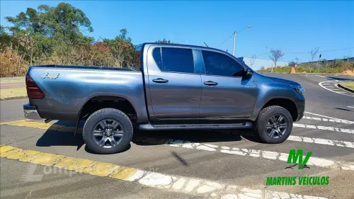 HILUX 2.8 D-4D TURBO DIESEL CD SR 4X4 AUTOMÁTICO