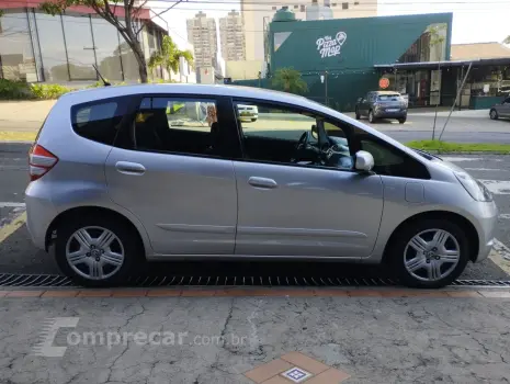 Fit 1.4 16V 4P DX FLEX