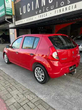 SANDERO Authentique Hi-Flex 1.0 16V 5p