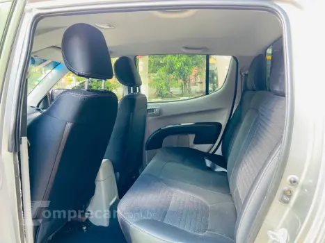 L200 Triton HLS 2.4 Flex 16V CD Mec.