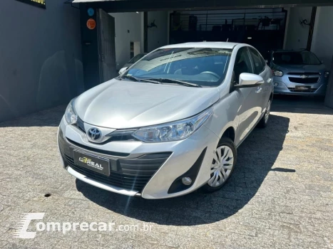 Toyota YARIS 1.5 16V Sedan XL Live 4 portas