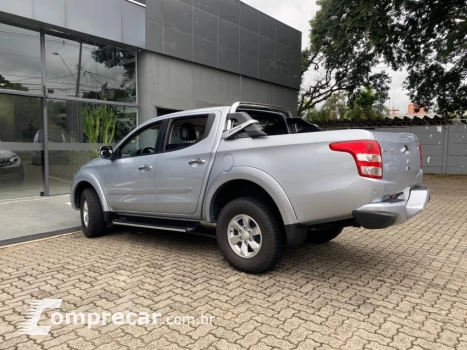 L200 TRITON 2.4 16V Turbo Sport HPE TOP CD 4X4