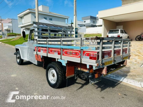 Jeep 2.6 12 V 6 CILINDROS