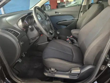 HB20 - 1.6 COMFORT PLUS 16V 4P MANUAL