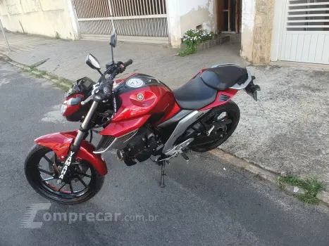 Yamaha Fazer 250