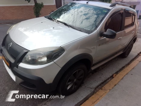 Renault SANDERO 1.6 Stepway 8V 4 portas