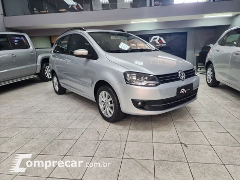 Volkswagen SPACEFOX 1.6/ 1.6 Trend Total Flex 8V 5p 4 portas