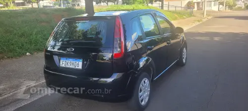 FIESTA 1.6 MPI Class Hatch 8V