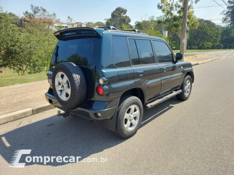 PAJERO 2.0 TR4 GLS 4X4 16V