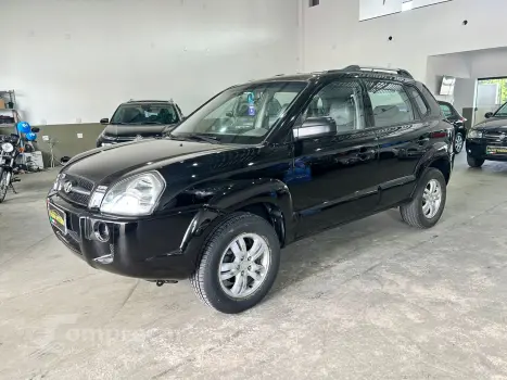 Hyundai Tucson 2.0 Mpfi Gl 16V 142Cv 2Wd Gasolina 4P Manual 4 portas